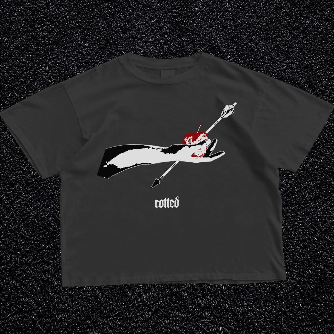 ENCHANTED APPLE TEE